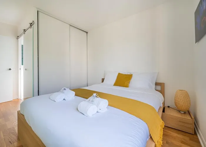 Le Parc For 5 By Sunset