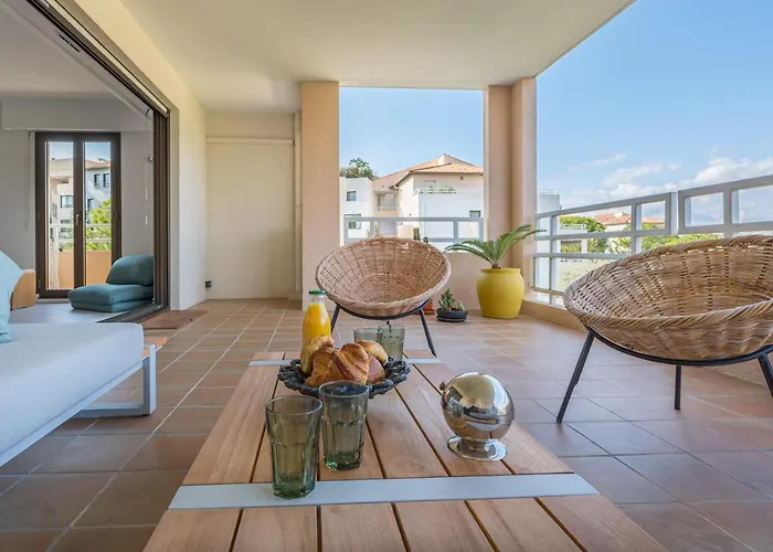 Le Parc For 5 By Sunset